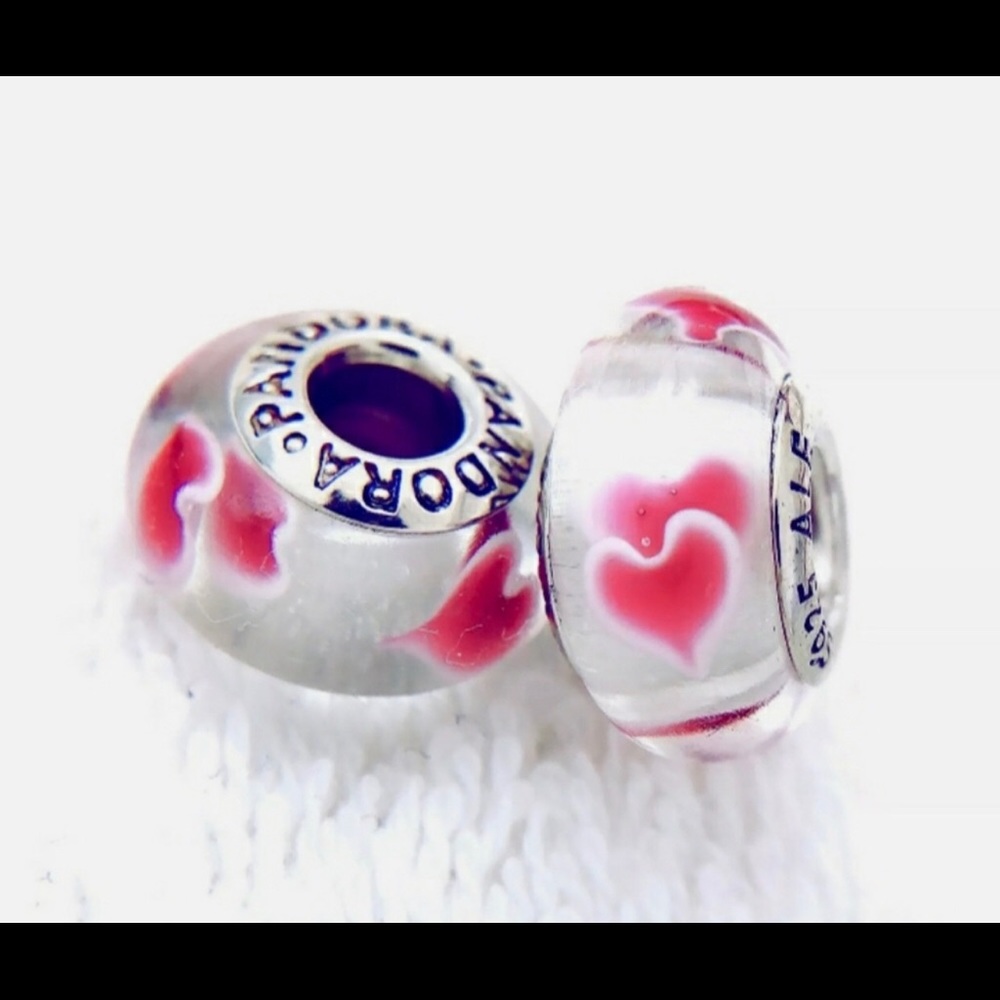 Twin heart pink glass murano bead